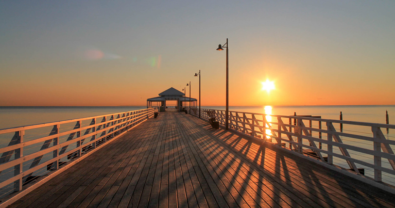 Sunrise at Sandgate Pier